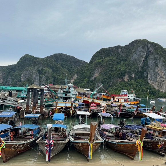 Meet your Posher, Kelly - Picture 13 of 15